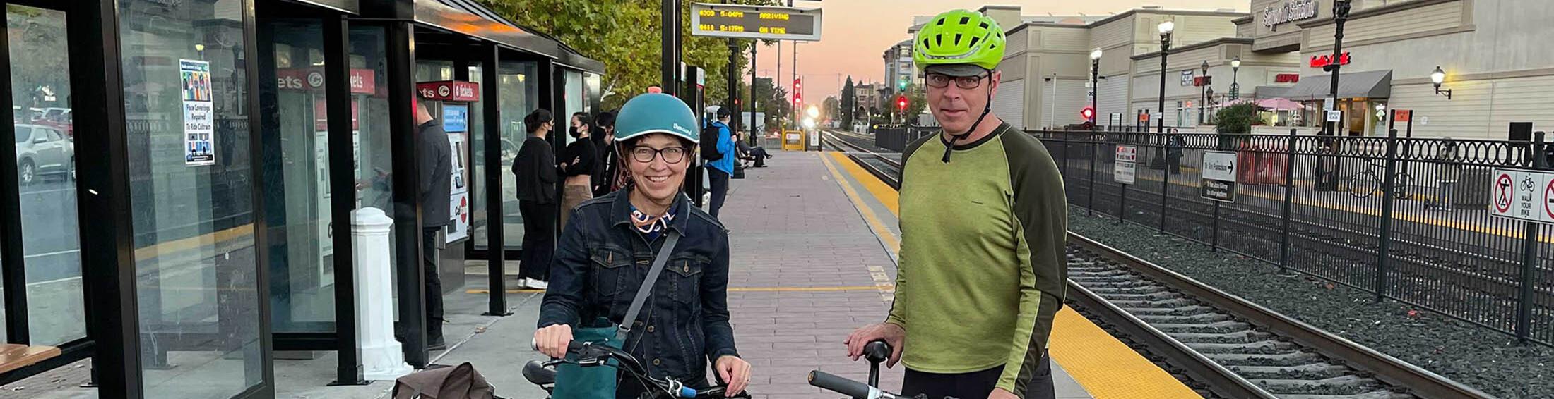 Joe and Beth Ryan commute via bike and Caltrain